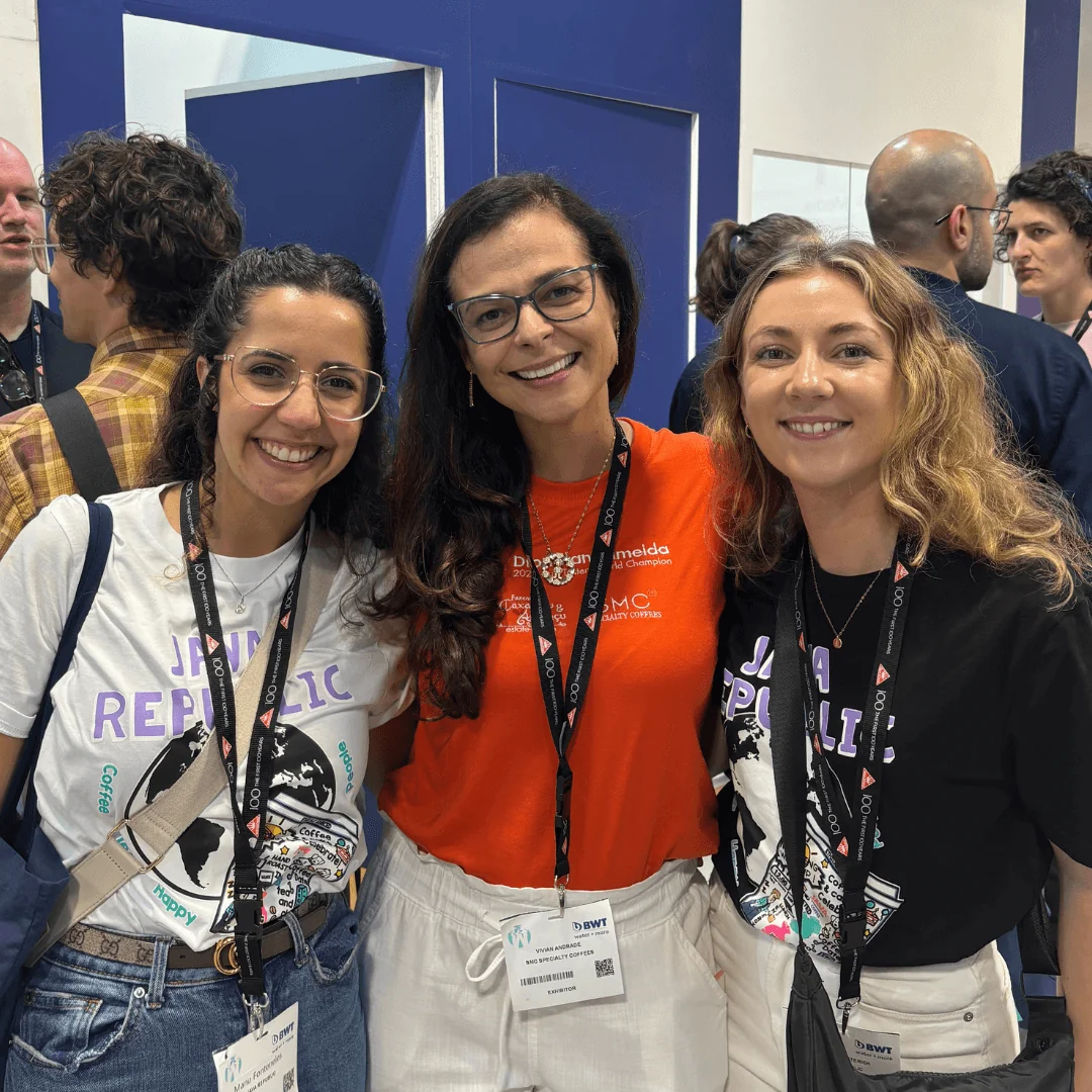 Group photo of some of the Java Republic team with Vivian Andrade from SMC, Brazil